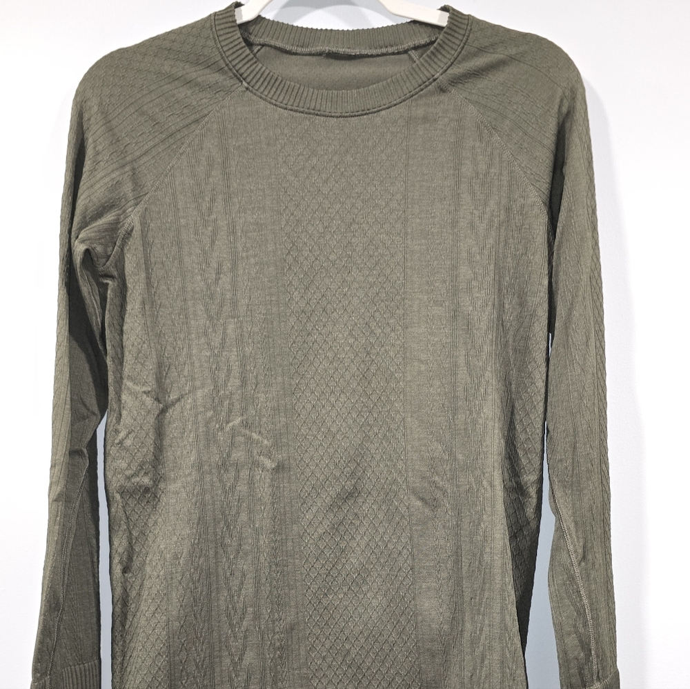 Lululemon Rest Less Pullover Dark Olive Green Embossed Diamond Sz 8 Excellent L1